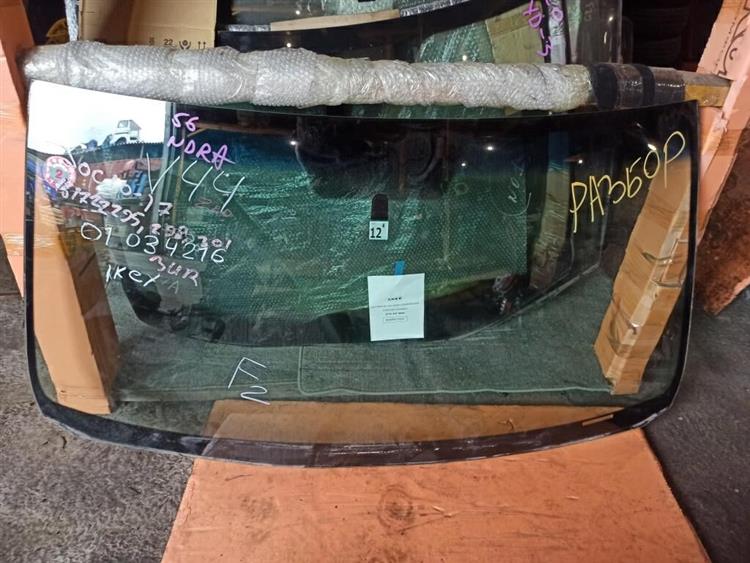 Лобовое стекло Тойота Тундра в Таганроге 216494
