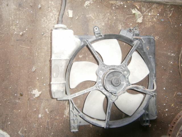 Диффузор радиатора Хонда Фит в Таганроге 24028