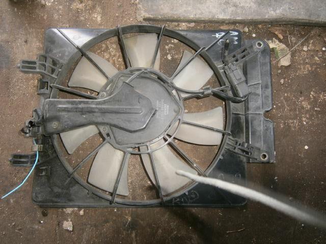 Диффузор радиатора Хонда СРВ в Таганроге 24032