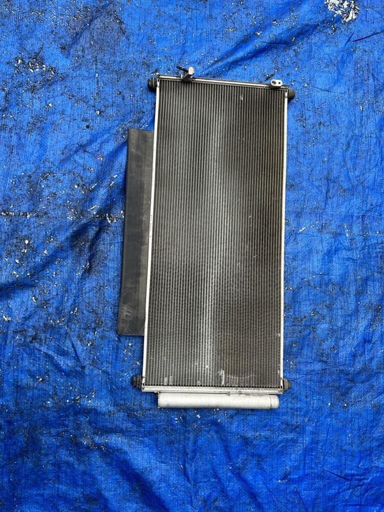 Радиатор кондиционера Хонда Фит в Таганроге 240686
