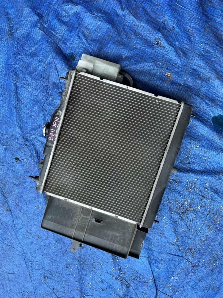 Радиатор основной Ниссан Куб в Таганроге 240802
