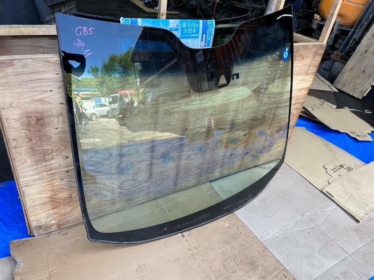 Лобовое стекло Хонда Фрид в Таганроге 245685
