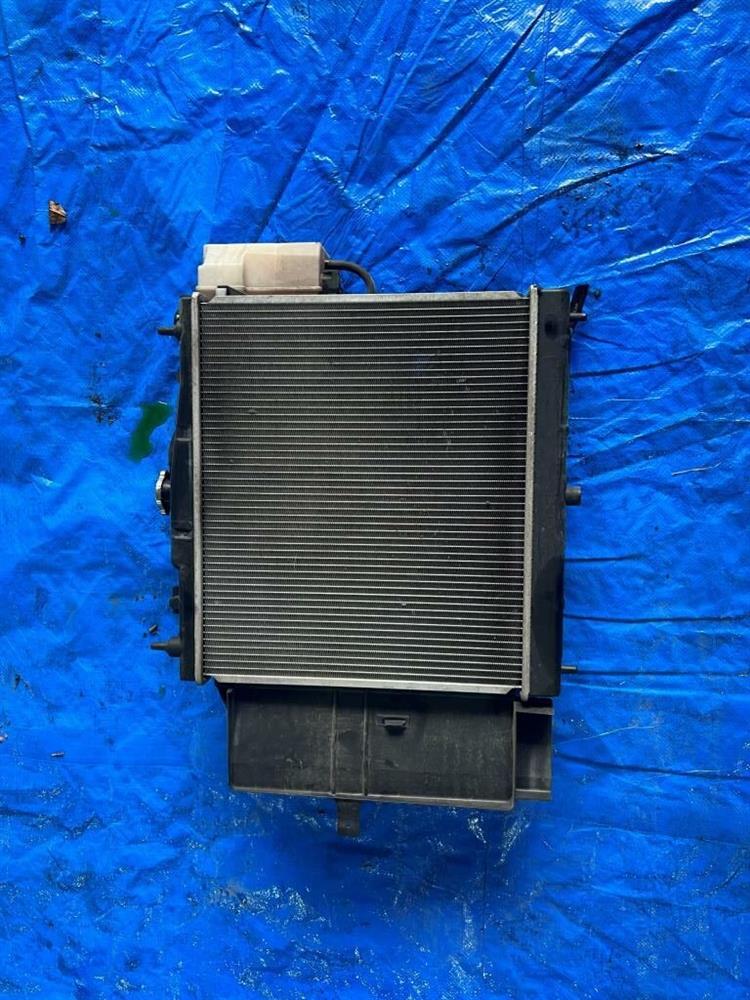Радиатор основной Ниссан Куб в Таганроге 245900