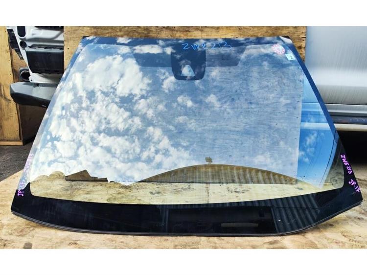 Лобовое стекло Тойота Королла в Таганроге 255796