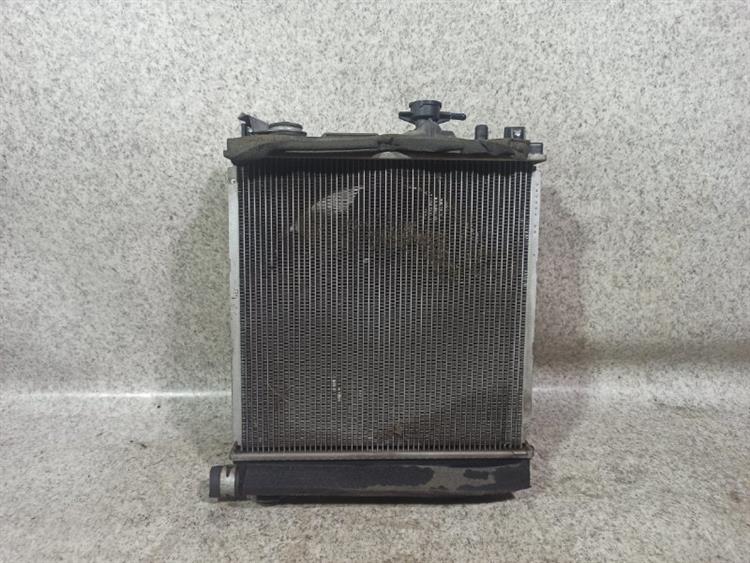 Радиатор основной Ниссан Рукс в Таганроге 331024