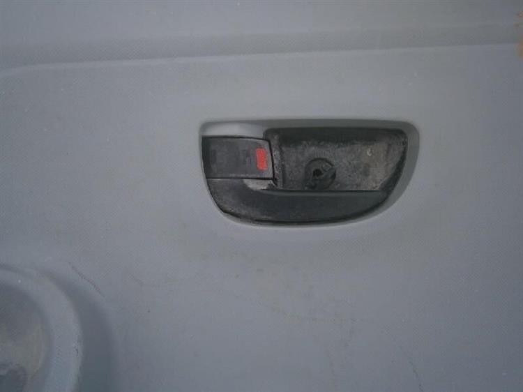 Дверь Тойота Аква в Таганроге 66094