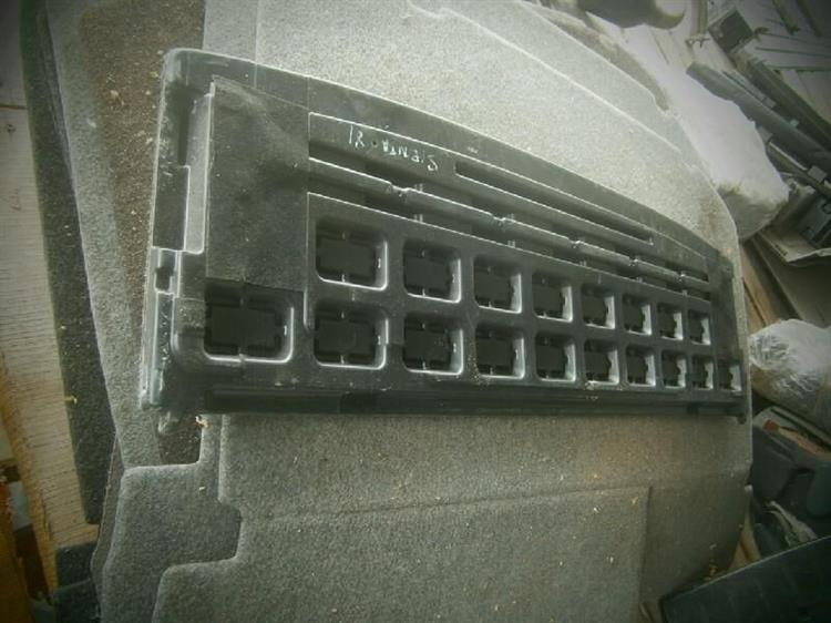 Полка багажника Тойота Сиента в Таганроге 77566